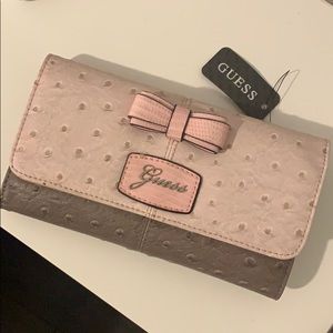Guess Wallet - Brand New has a lot of space